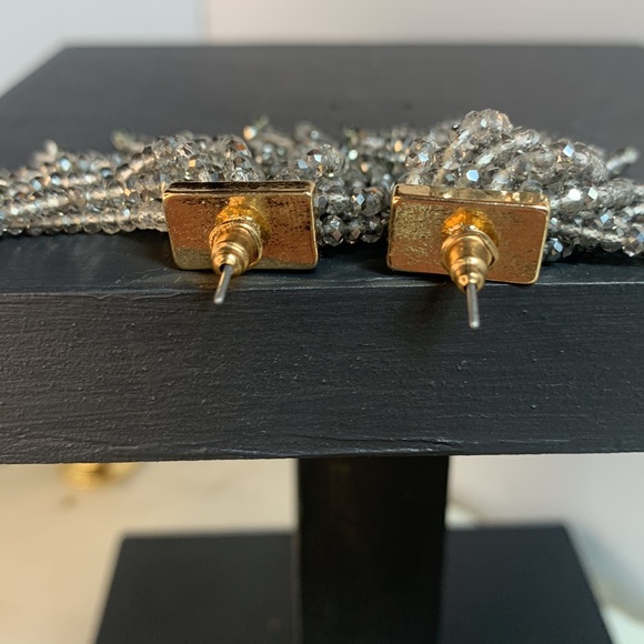 Vintage CRYSTAL EARRINGS SILVER comes in a box - Picture 3 of 5